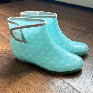 Ankle rain boots
